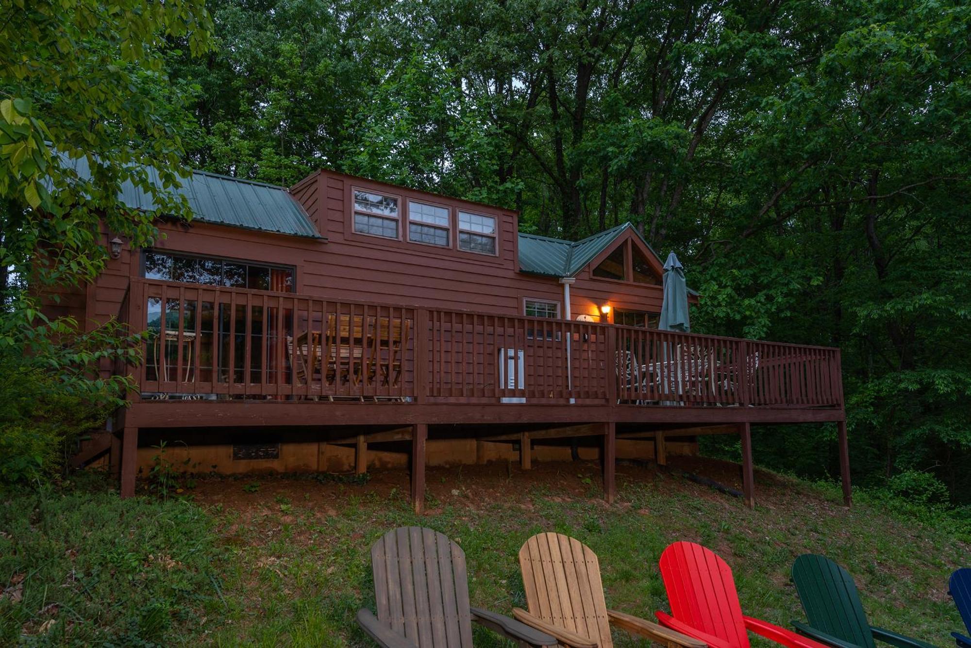 Engadine Inn And Cabins Candler Exterior foto